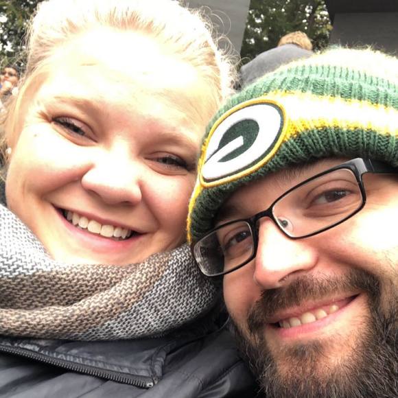 Meet your Posher, Monika - Picture 1 of 1